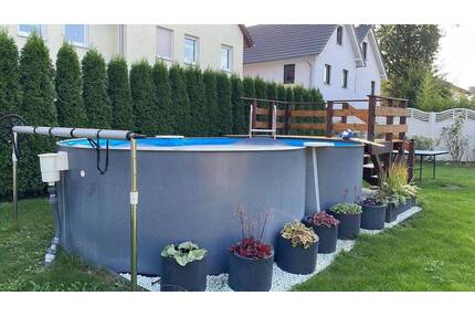 !provisionsfrei! - modernes Einfamilienhaus im Landhausstil mit Pool und Heimkino - Teltow