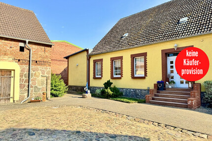 HORN IMMOBILIEN++ Doppelhaushälfte mit großem Nebengebäude und vielseitigen Nutzungsmöglichkeiten - Ramin