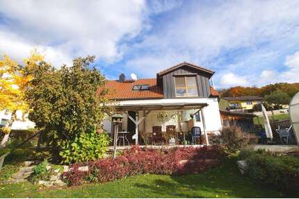 Haus zum Kaufen in Berching Pollanten 288.000,00 € 122 m² - Berching / Pollanten