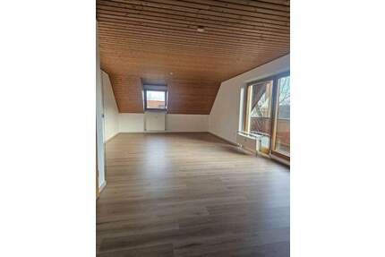 Gepflegte 2,5-Zimmer-Wohnung in Dörfleins bei Bamberg - Hallstadt