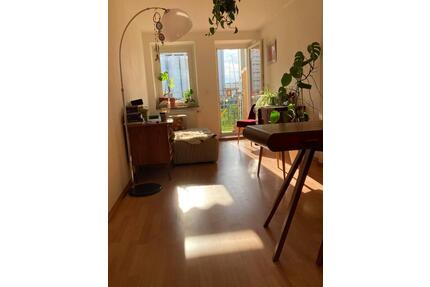 ANFRAGESTOPP Ruhige & Helle 2 Zimmerwohnung mit Balkon - Leipzig Südost