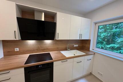 3-Zimmer-Wohnung in Bremen | Frisch saniert | Süd-West Balkon