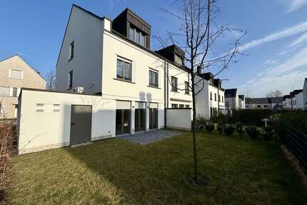 Haus zum Kaufen in Düsseldorf 1.890.000,00 € 174 m²