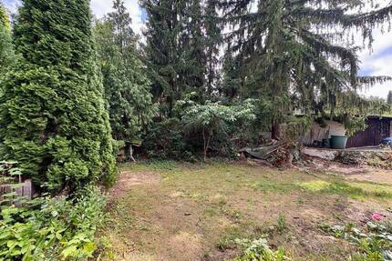 Eines der letzten großen Grundstücke - Sanierung, Neubau oder Teilung - Berlin Hermsdorf