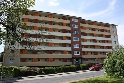 + 1 Zimmer mit modernisiertem Badezimmer + - Seesen