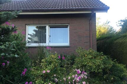 Einfamilienhaus in bester Lage - 449.000,00&nbsp;EUR Kaufpreis, ca.&nbsp; 130,00&nbsp;m&sup2; in Lemgo (PLZ: 32657)