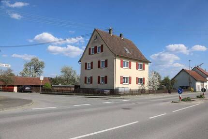 Auf dem Dorf viel Freiheit und viel Platz in Haus und Garten - Ebersbach-Musbach