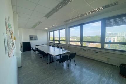 Flexible & repräsentative Büroflächen mit Schulungsoption – Ihre neue Geschäftsadresse in Waiblingen