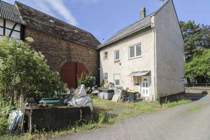 Haus zum Kaufen in Niederwallmenach 120.000,00 € 110.18 m²