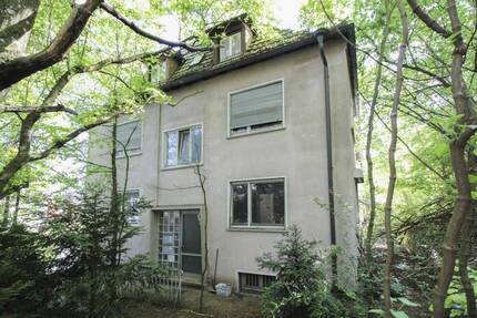 Mehrfamilienhaus in Bestlage von Stuttgart-Kräherwald mit beeindruckendem Weitblick