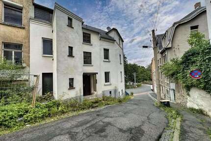 Haus zum Kaufen in Greiz 40.000,00 € 228 m²