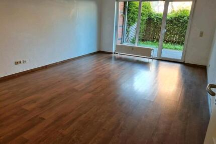 3 Zimmer Wohnung 40472 Duesseldorf mit 2 WC und Garten im EG - Düsseldorf Stadtbezirk 6