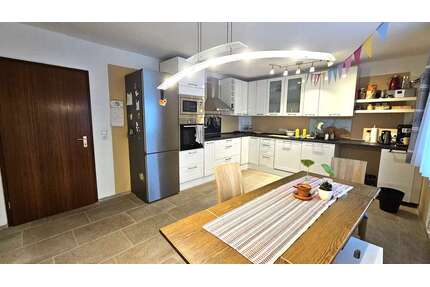 Haus zum Kaufen in Altdorf 590.000,00 € 203 m²