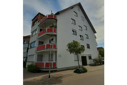 77 m² EG-Wohnung | Balkon | Stellplatz | Küche 2020 | Gäste-WC - Bobenheim-Roxheim