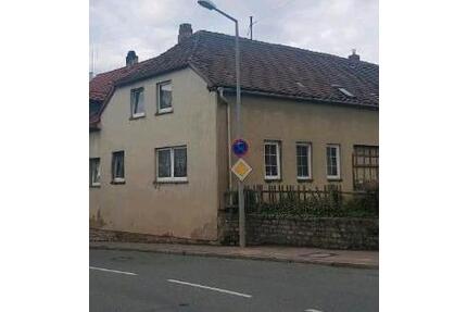 Haus zu vermieten - 850,00&nbsp;EUR Kaltmiete, ca.&nbsp; 100,00&nbsp;m&sup2; in Uffenheim (PLZ: 97215)