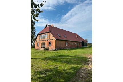 Resthof mit 2 Ha Grundstück zwischen Hamburg und Berlin Reiterhof - Eldetal