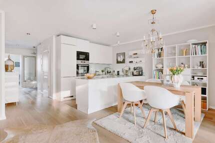 Wohnung zum Kaufen in Adendorf 498.000,00 € 103.61 m²