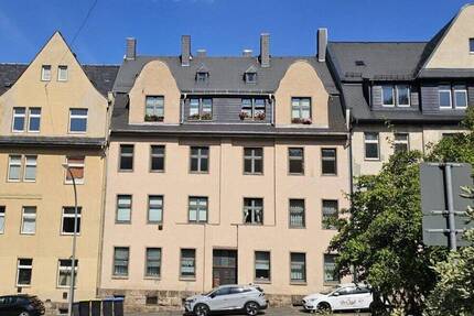 Erstbezug nach Modernisierung: Helle 2,5 ZKB mit Küche und Balkon am Tierpark in Aue