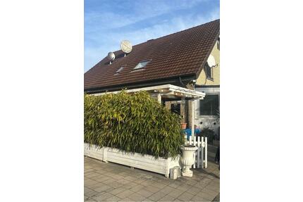Verkauft wird ein Doppelhaus - 349.000,00&nbsp;EUR Kaufpreis, ca.&nbsp; 190,00&nbsp;m&sup2; in Wesel (PLZ: 46485) Fusternberg