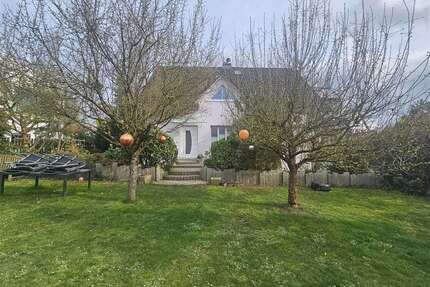 Haus zum Kaufen in Eckental 949.000,00 € 250 m²