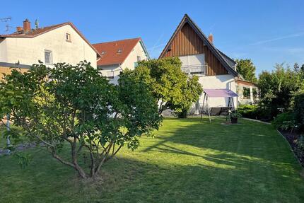 Haus 1-2 Familien 8 Zimmer Garten-Grundstück Garage - Rosbach vor der Höhe