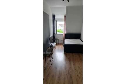 Wohnung zum Mieten in Karlsruhe 540,00 € 18 m²