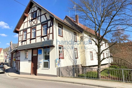 denkmalgeschütztes Renditeobjekt: MFH in Stromberg