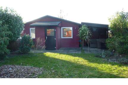 Holzhaus, Dauer-Wohnen oder Wochenendhaus auf Campingplatz - Tespe