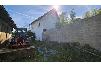 Haus zum Kaufen in Loiching 179.000,00 € 80 m²
