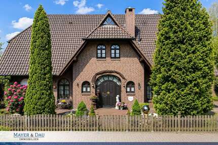 Haus zum Kaufen in Bad Zwischenahn 599.000,00 € 249.68 m²