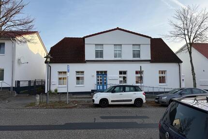Garz auf Rügen - Vermietung - 700,00&nbsp;EUR Kaltmiete, ca.&nbsp; 60,00&nbsp;m&sup2; in Garz/Rügen (PLZ: 18574)