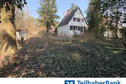 Großzügiges Grundstück mit Altbestand in Nürnberg-Herpersdorf