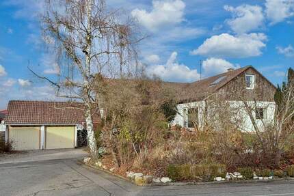 Familienhaus mit Einliegerwohnung-ein Zuhause mit Herz und Potenzial - Mühlhausen-Ehingen
