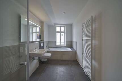 Wohnung zum Mieten in Hainichen 739,00 € 97.56 m²