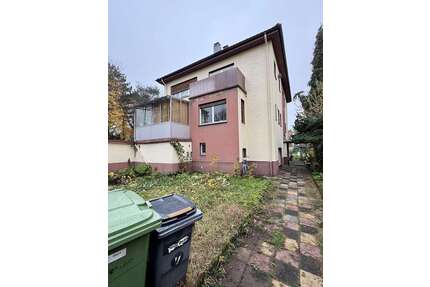 Haus zum Kaufen in Offenbach am Main 650.000,00 € 224.18 m²