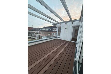 162m² Dachgeschoss Wohnung Als Gewerbefläche oder zum Wohnen Wilhelmshaven - Tonndeich