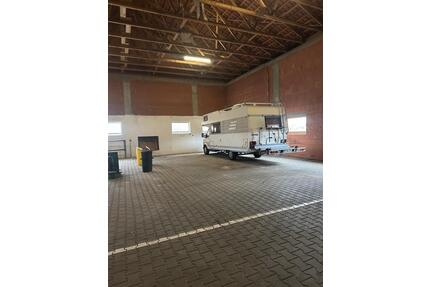 Abstellplatz - Lagerplatz für Wohnmobil - Motorrad - Maschinen - Maßbach