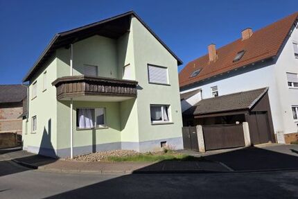 Einfamilienhaus mit Halle in 97490 Poppenhausen-Kützberg, 9 km von Schwweinfurt (ID 10667)