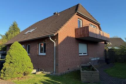 Gut geschnittene 3-Zimmerwohnung mit EBK und Balkon - Garbsen