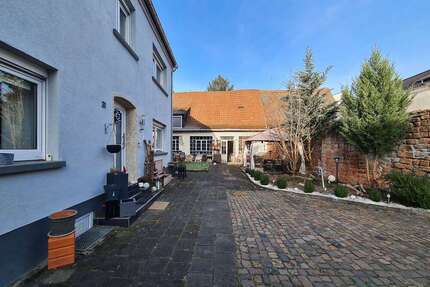 Haus zum Kaufen in Enkenbach-Alsenborn 379.000,00 € 103 m²