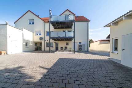 Wohnung zum Kaufen in Adelschlag 239.990,00 € 82 m²