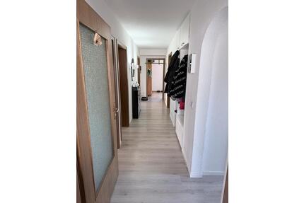 3,5-4 Zimmer Wohnung mit Terrasse und Garten in Eislingen - Eislingen (Fils)