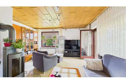 Haus zum Kaufen in Neustadt am Rübenberge 389.000,00 € 215 m²