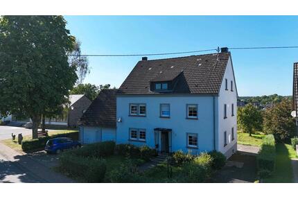 Renditeobjekt Mehrfamilienhaus - 240.000,00&nbsp;EUR Kaufpreis, ca.&nbsp; 210,00&nbsp;m&sup2; in Pronsfeld (PLZ: 54597)