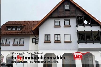 Mehrfamilienhaus mit Gewerbe in Wyhl am Kaiserstuhl