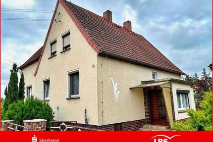 Haus zum Kaufen in Plessa 85.000,00 € 120 m²