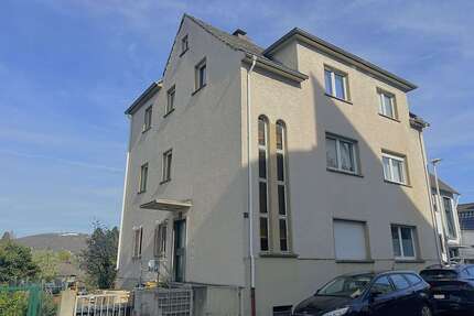 Haus zum Kaufen in Bonn 370.000,00 € 200 m²