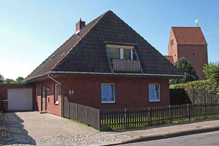 Haus zum Kaufen in Niebüll 268.000,00 € 142 m²