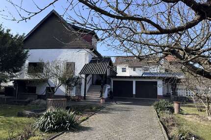 Haus zum Kaufen in Solms 248.000,00 € 140 m²