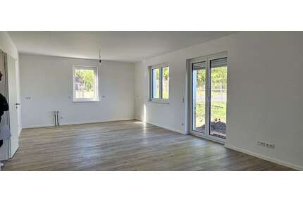 Wohnung zum Mieten in Hennickendorf 1.299,00 € 73.07 m²